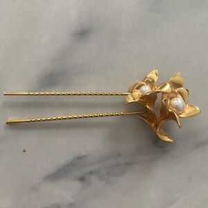 Oscar De La Renta Hair Pin